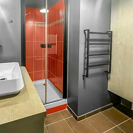 Confort Et Commodite A * Torcy (Seine-et-Marne)